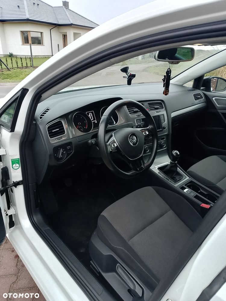 Volkswagen Golf 1.6 TDI BlueMotion Comfortline - 9