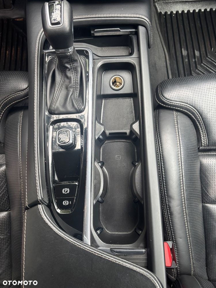 Volvo V90 D5 AWD Momentum - 18