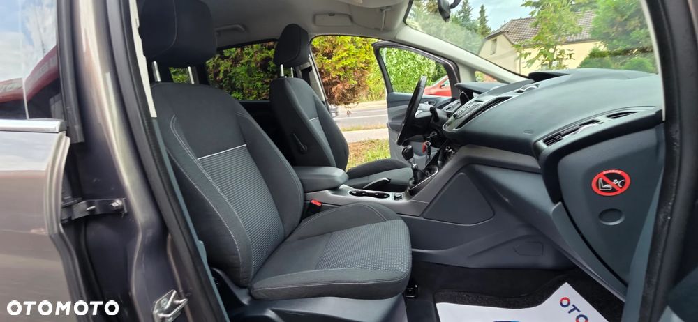 Ford C-MAX - 35
