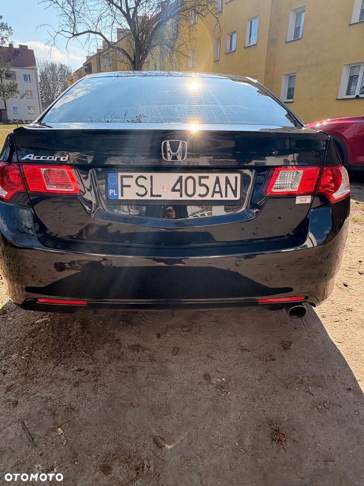 Honda Accord 2.0 Executive - 9