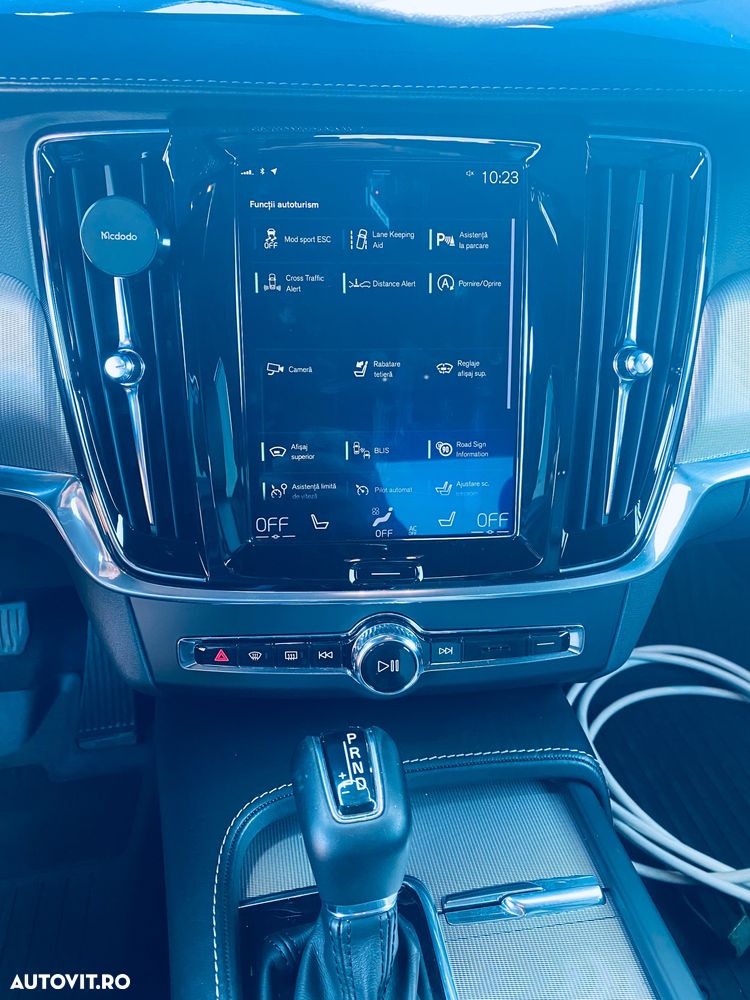 Volvo S90 D5 AWD Inscription - 11