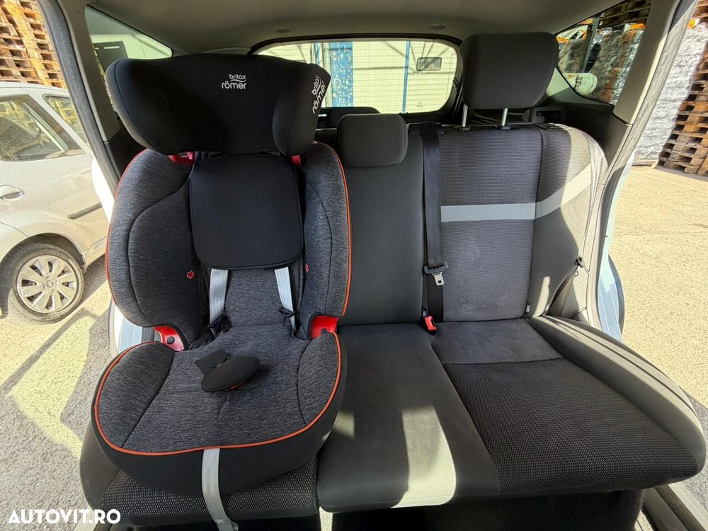 Ford Kuga 2.0 TDCi 4WD Trend - 11