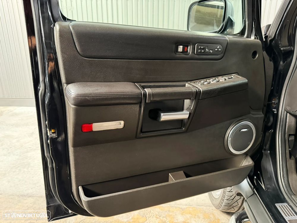 Hummer H2 6.0 SC Luxury - 36