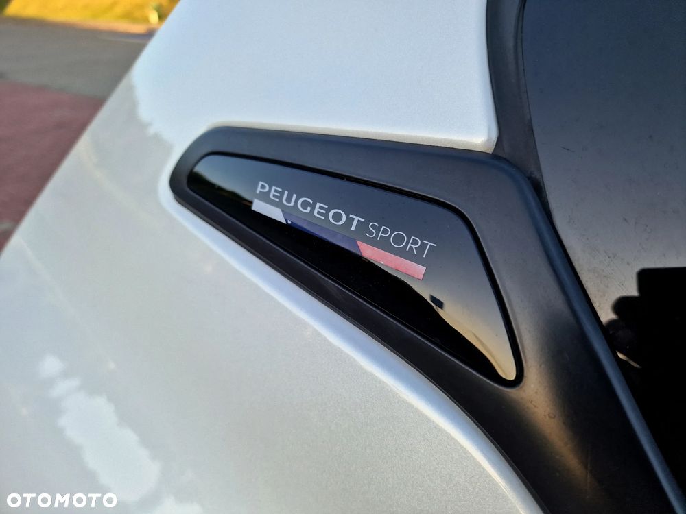 Peugeot 208 THP STOP & START GTi by Sport - 15