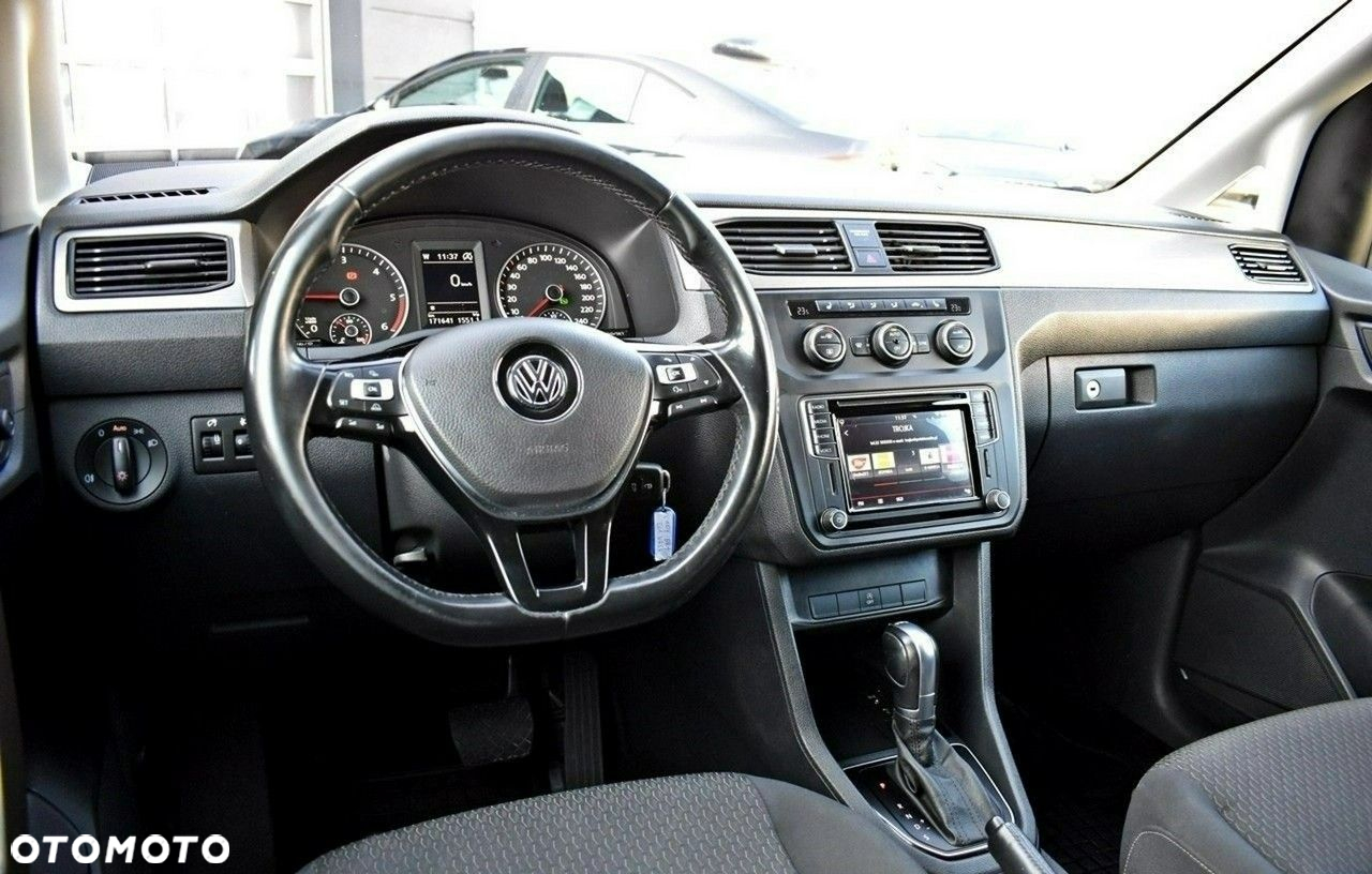 Volkswagen Caddy 2.0 TDI Trendline DSG - 10