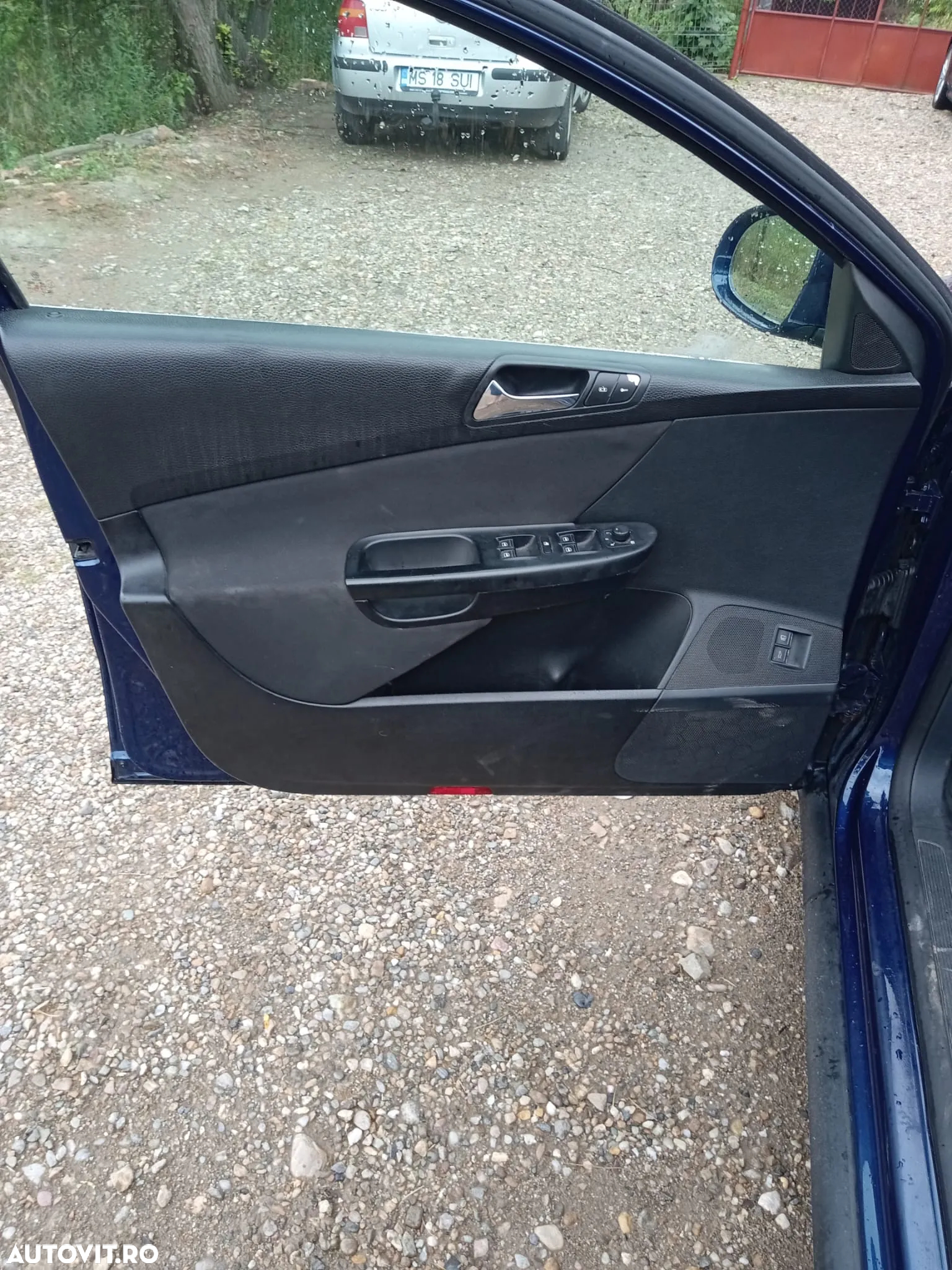 Volkswagen Passat - 12