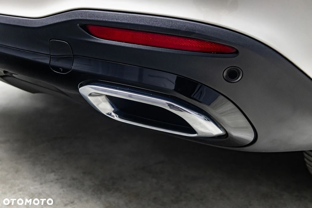 Mercedes-Benz GLE 300 d 4Matic 9G-TRONIC AMG Line - 33