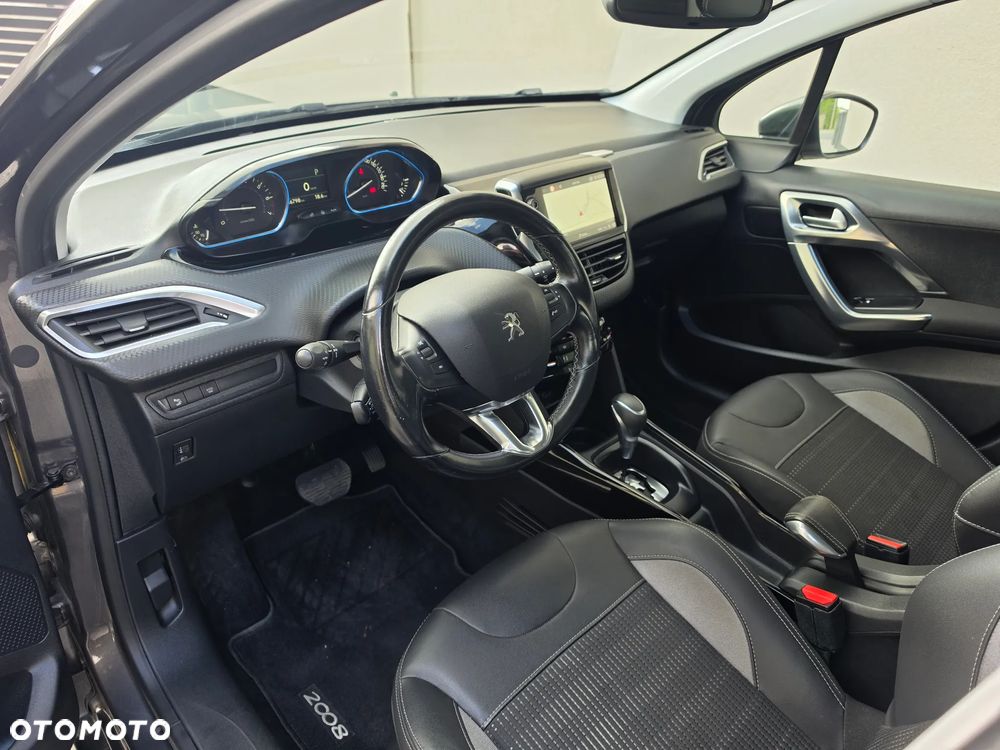 Peugeot 2008 - 5