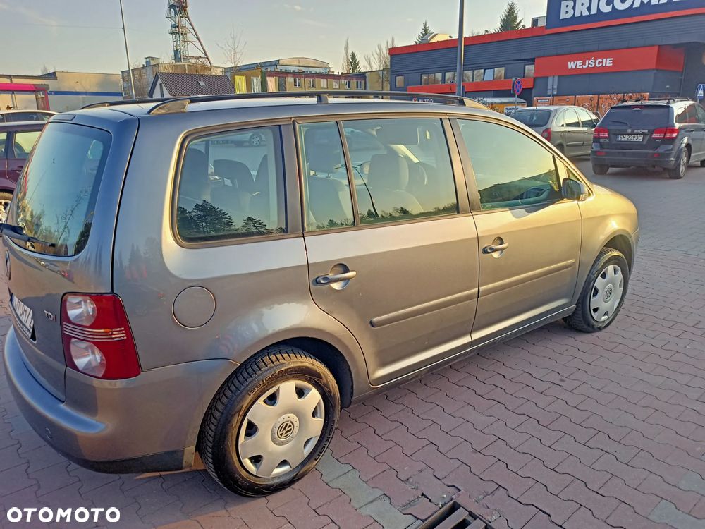 Volkswagen Touran 1.9 TDI - 4