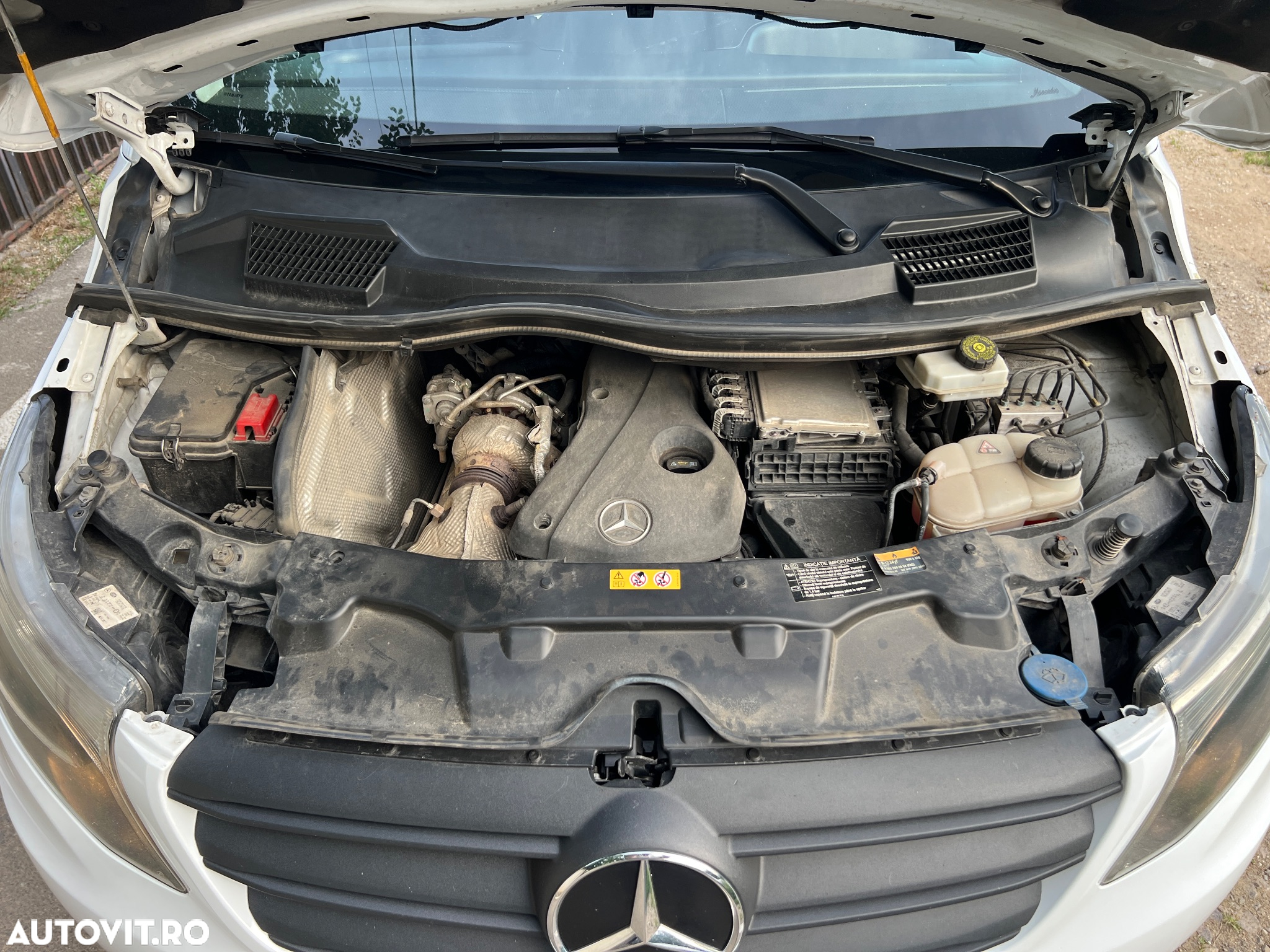 Mercedes-Benz Vito Tourer Compact 114 CDI 136CP RWD 9AT BASE - 4
