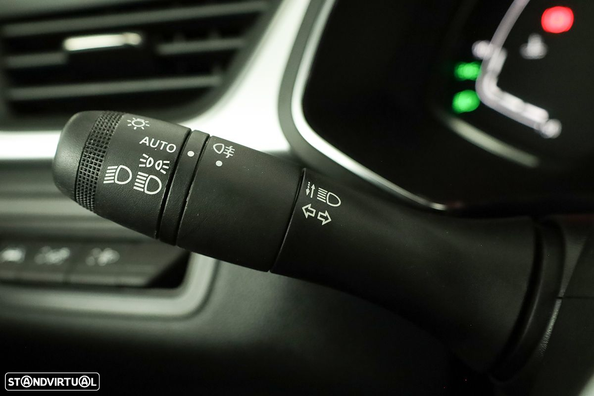 Renault Captur 1.0 TCe Techno Bi-Fuel - 17