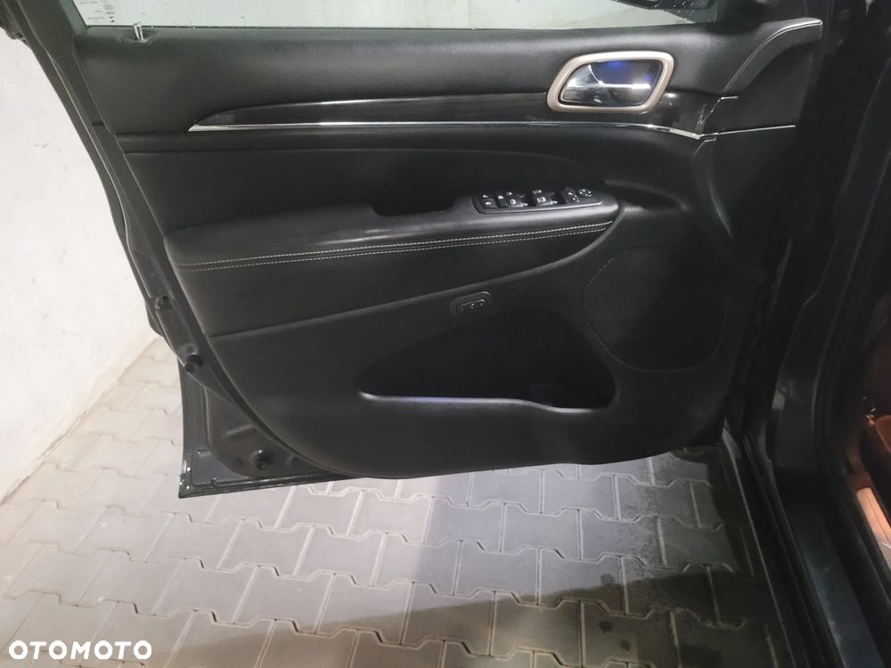 Jeep Grand Cherokee 3.0 V6 Multijet 4WD Automatik Overland - 28