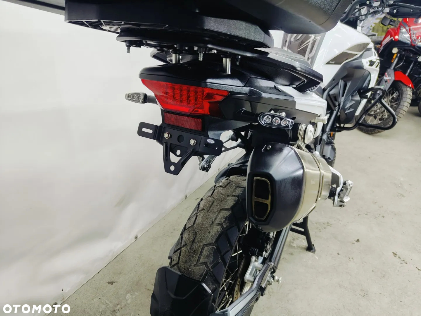 Benelli TRK 502X - 10