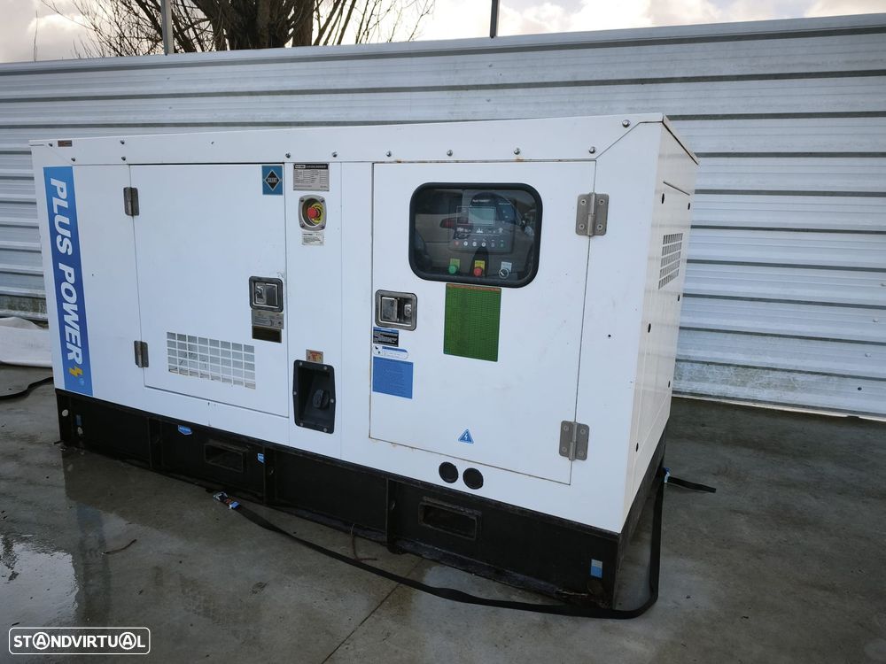 GERADOR TRIFASICO Plus Power GF2-100 80KW 100KVA - 1