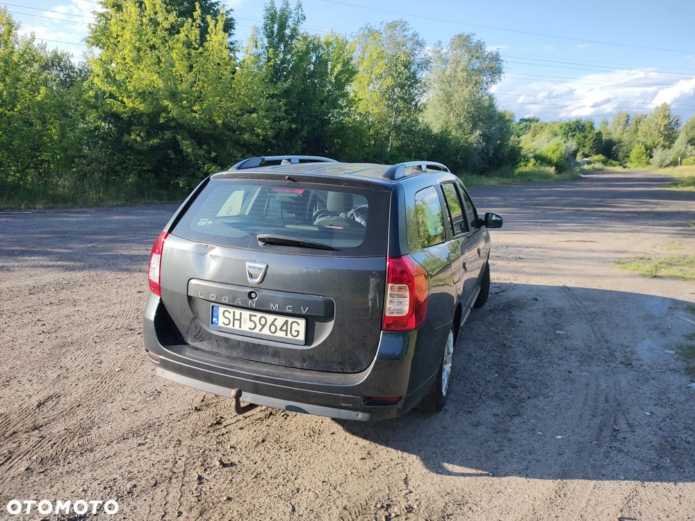 Dacia Logan TCe 90 Laureate - 5