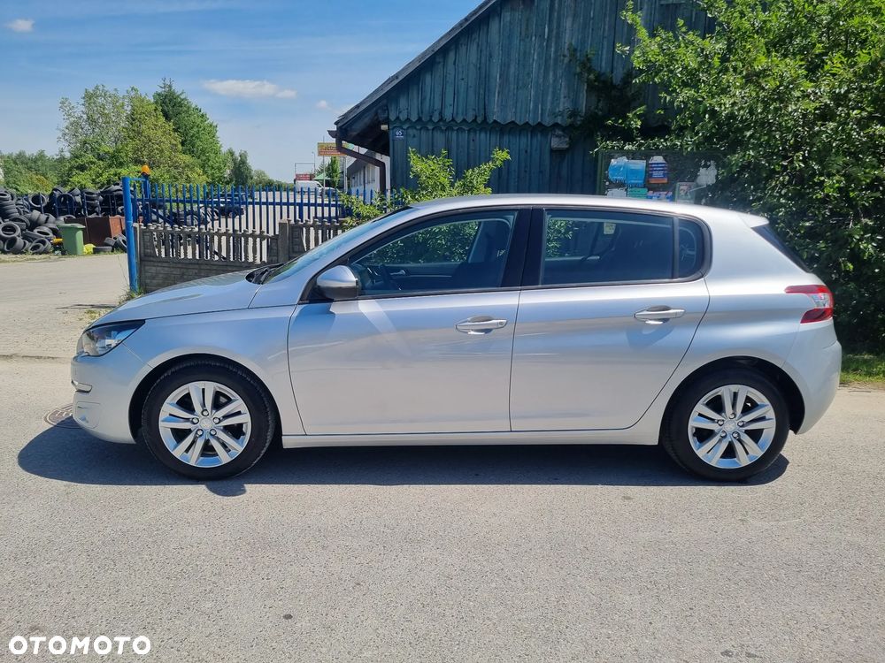 Peugeot 308 125 THP Active - 11