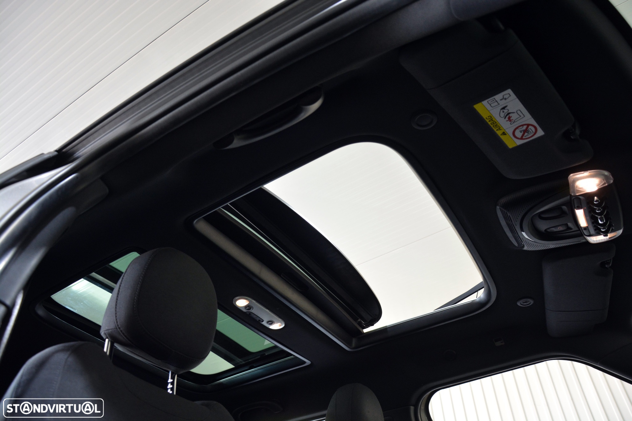 MINI Countryman Cooper SE ALL4 Auto - 19
