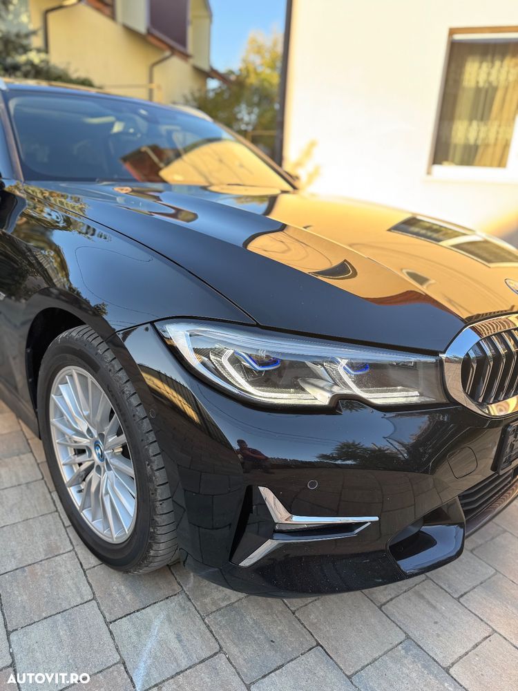 BMW Seria 3 320e Aut. Luxury Line - 11
