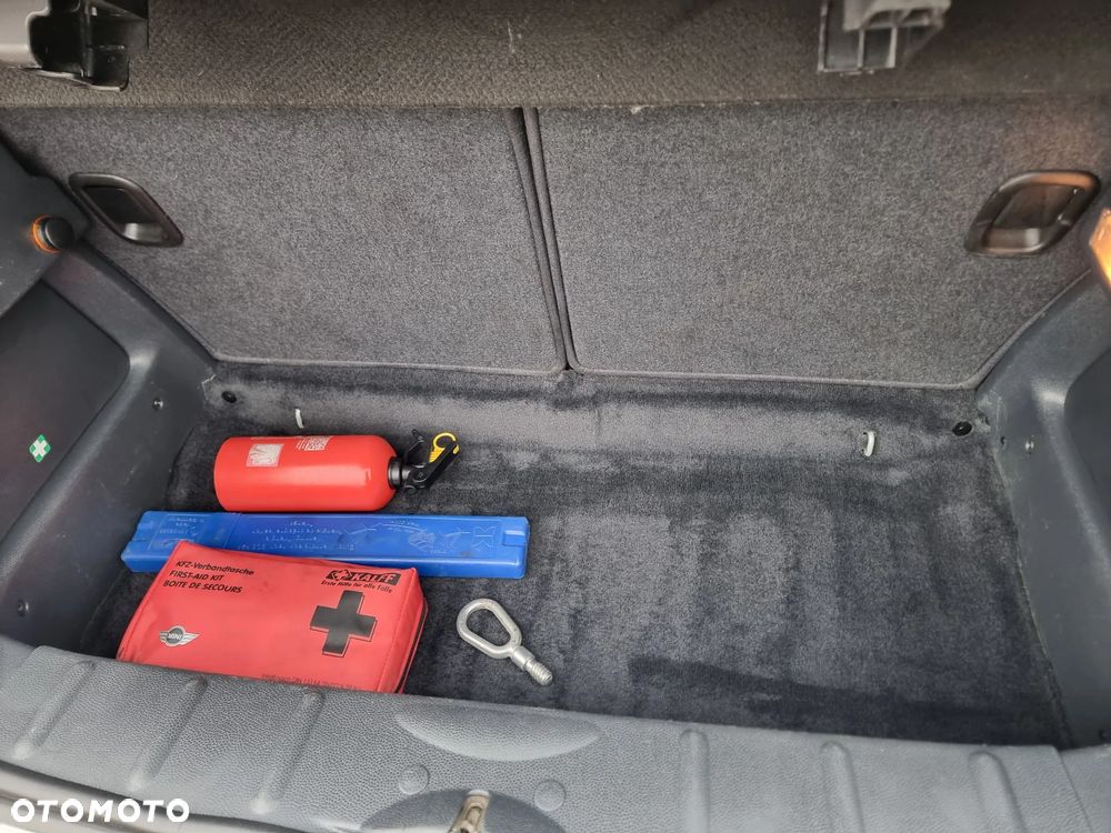 MINI Cooper JCW - 17