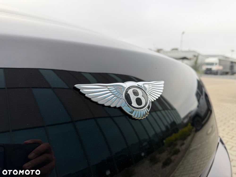 Bentley Continental GT Standard - 24