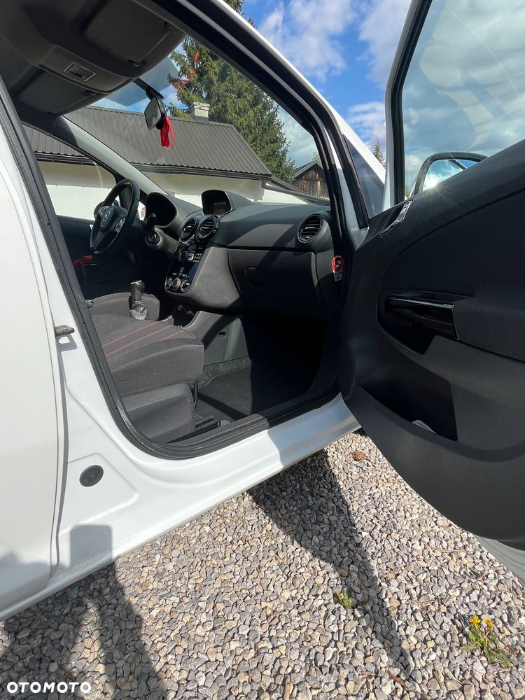 Opel Corsa 1.4 16V Enjoy - 22