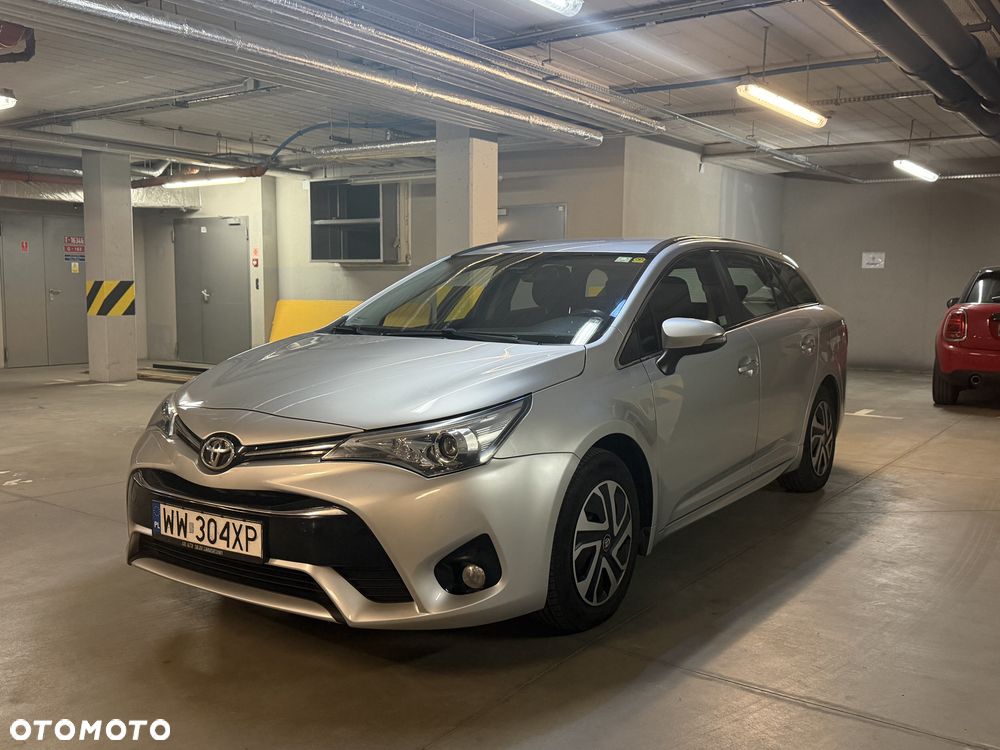 Toyota Avensis 1.6 D-4D Active - 1