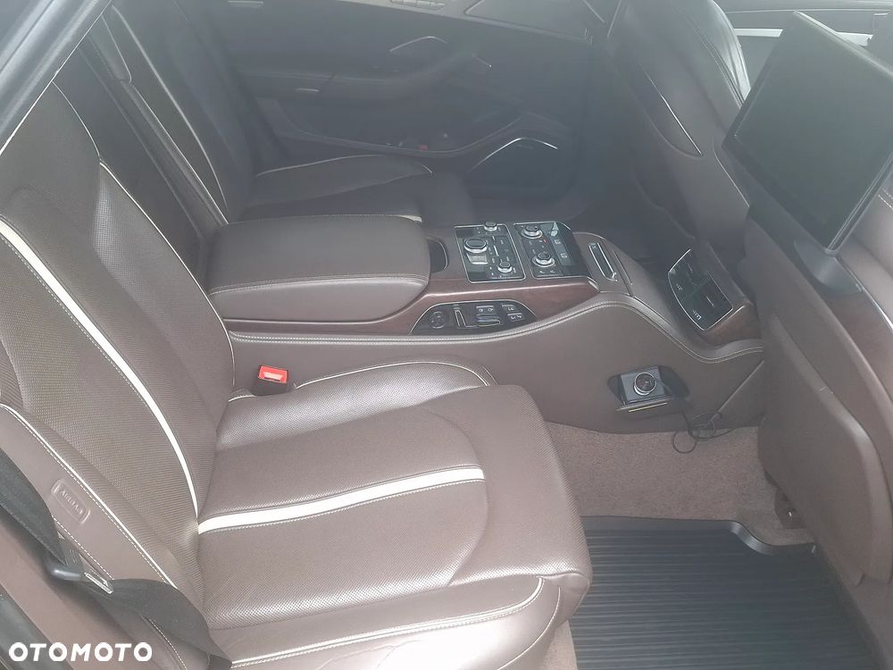 Audi A8 4.2 TDI L Quattro - 26