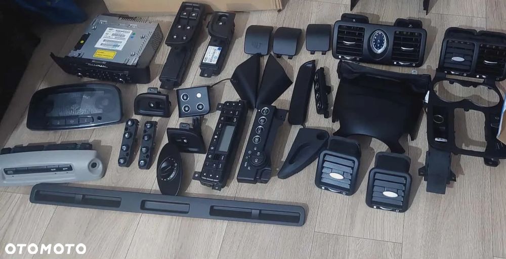 MASERATI QUATTROPORTE GRANTURSIMO PANEL KLIMATYZACJI PRZYCISKI ODNOWIENIE REGENERACJA CZĘŚCI - 1