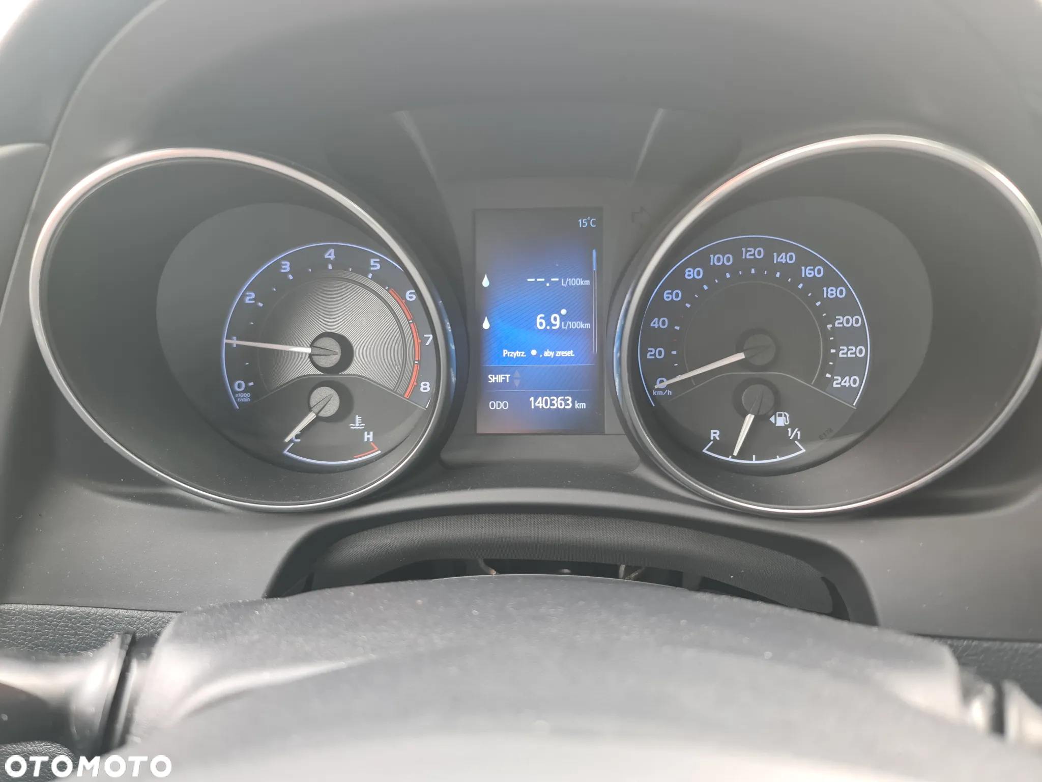 Toyota Auris - 4