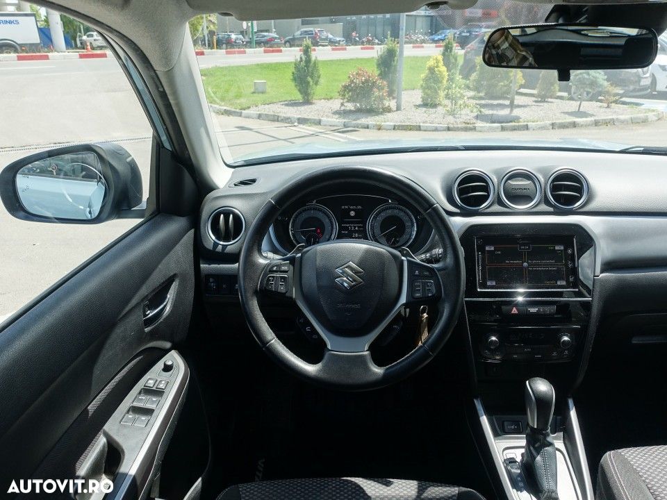 Suzuki Vitara - 12