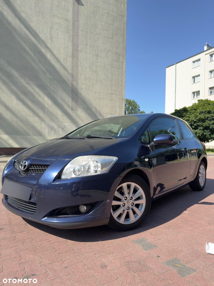 Toyota Auris 2.0 D-4D Sol - 1