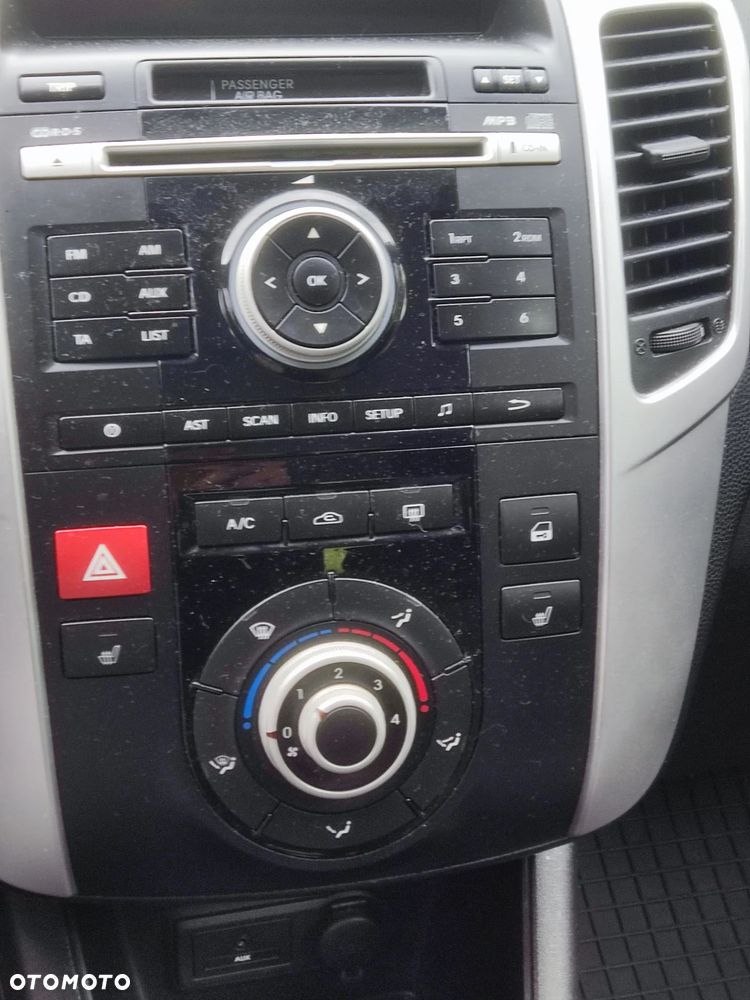 Kia Venga 1.4 CRDi S - 19
