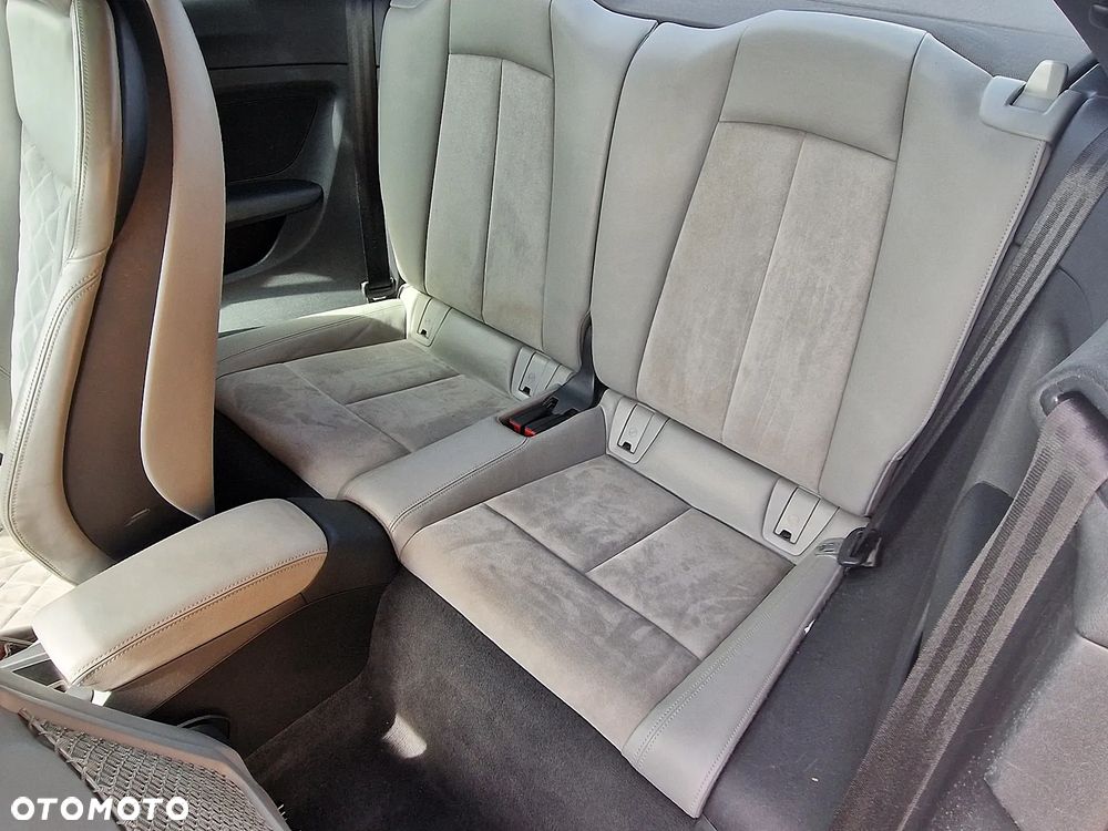 Audi TT Coupé 1.8 TFSI - 10