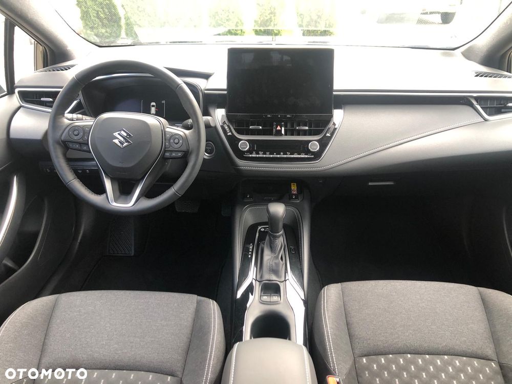 Suzuki Swace 1.8 Hybrid Premium Plus CVT - 17