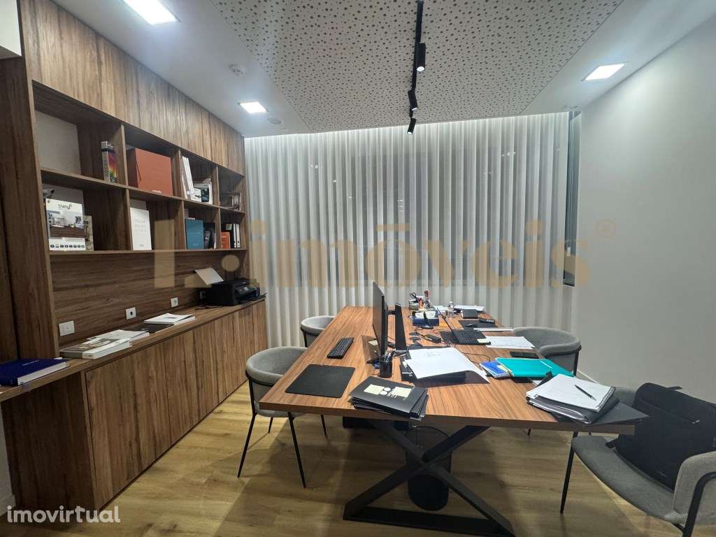 TRESPASSA-SE ESCRITÓRIO TOTALMENTE EQUIPADO, CENTRO DE FELGUEIRAS - Grande imagem: 5/8