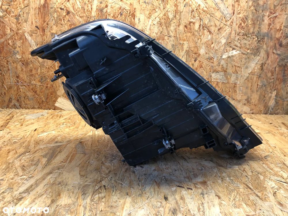 LAMPA LEWA PRAWA PRZÓD BMW F30 F31 - 8