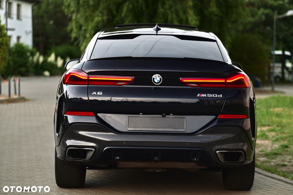 BMW X6M M50d - 11