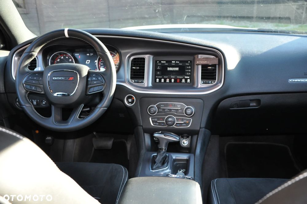 Dodge Charger 5.7 R/T - 7
