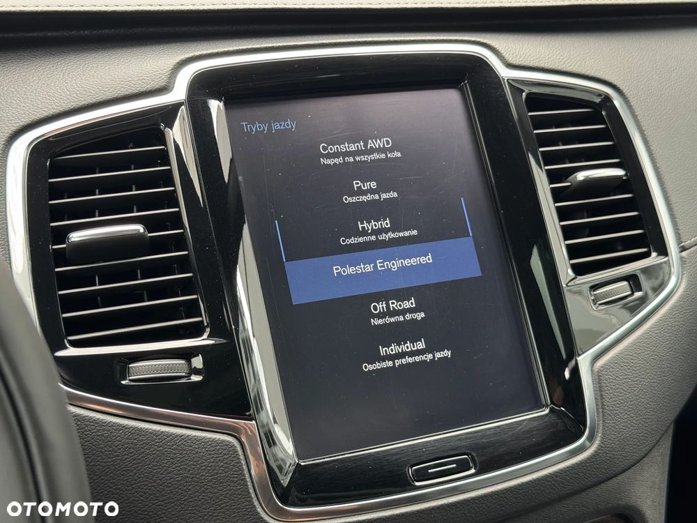 Volvo XC 90 - 27
