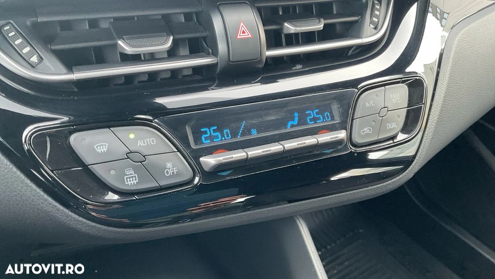 Toyota C-HR 1.8 HSD 122 CP 4x2 CVT Core - 13