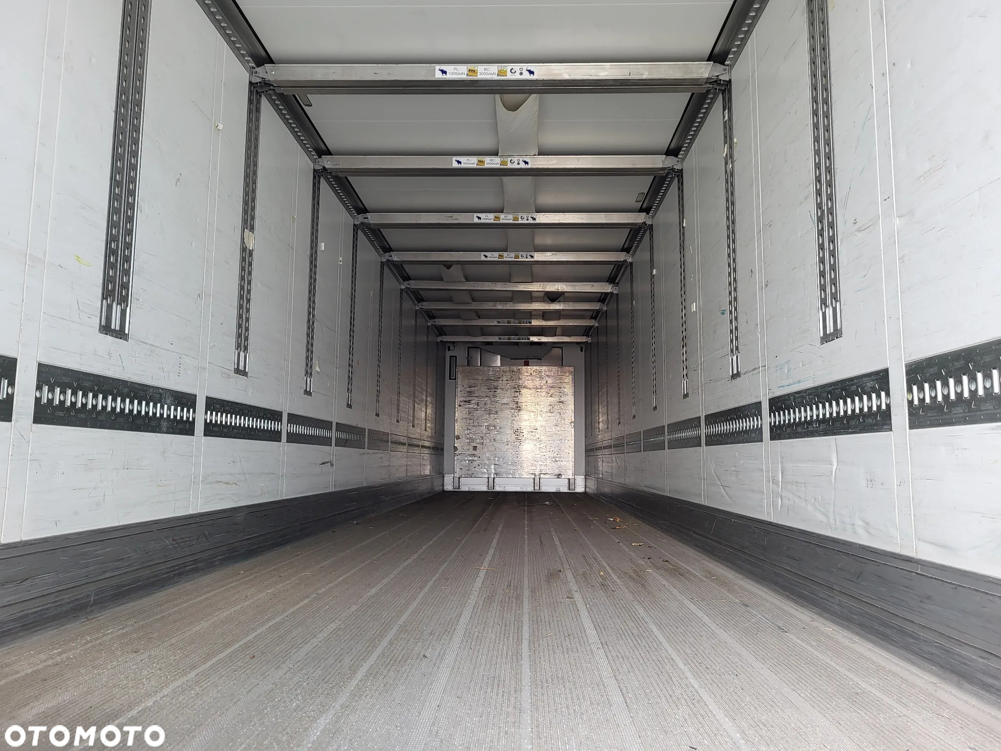 Schmitz Cargobull Chłodnia, Thermo King 300 - 5