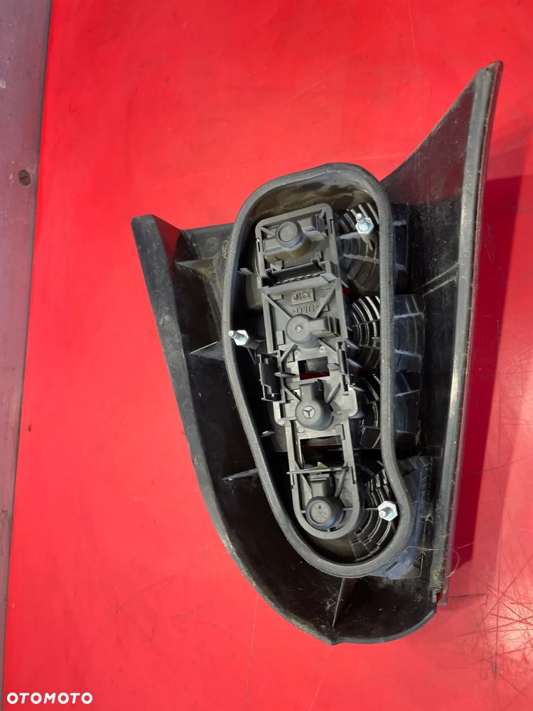 Lampa tył mercedes w268 lewa prawa - 10