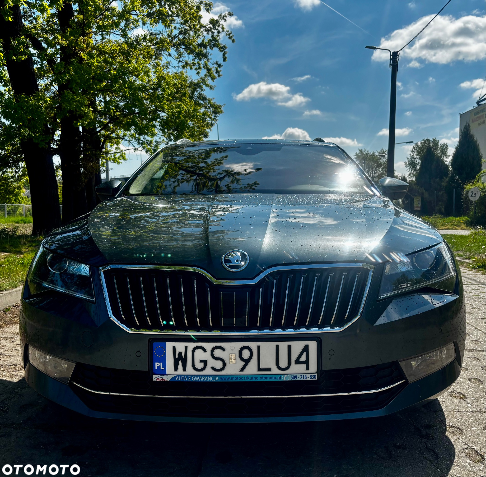 Skoda Superb 2.0 TDI DSG L&K - 4