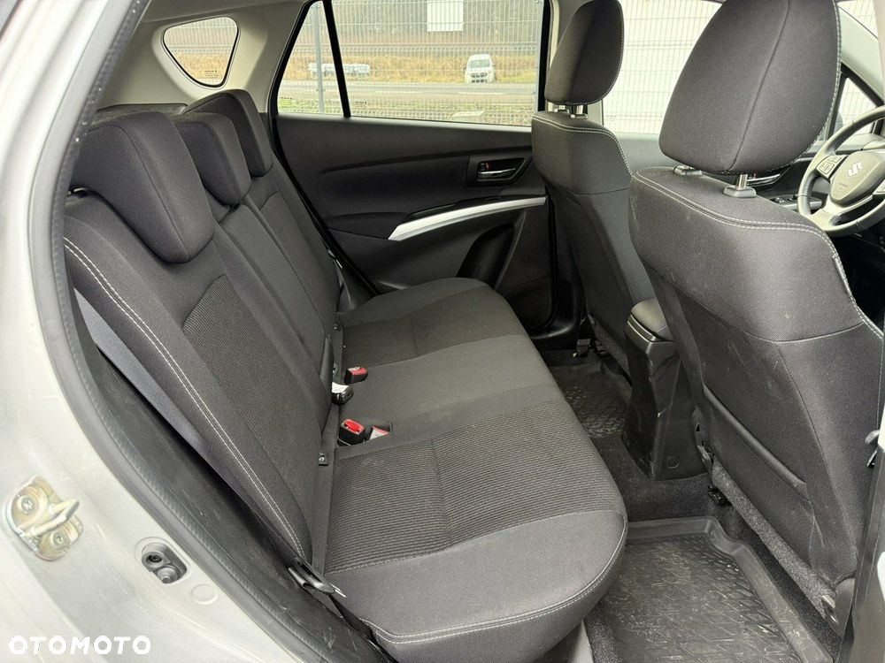 Suzuki SX4 S-Cross 1.4 SHVS Premium 4WD - 14