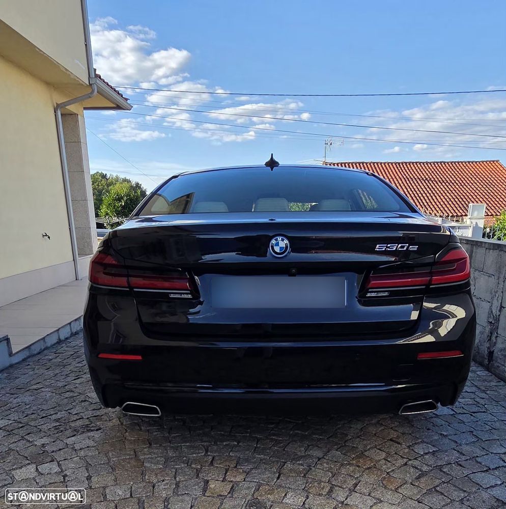 BMW 530 e - 25