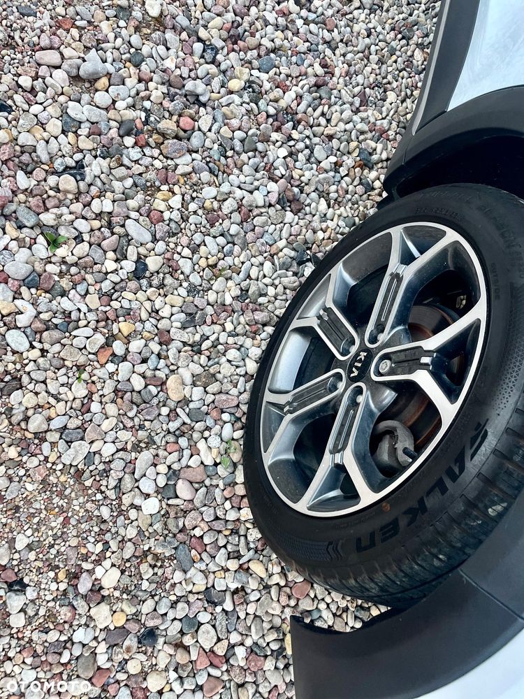 Kia XCeed 1.6 CRDi LAUNCH EDITION - 16