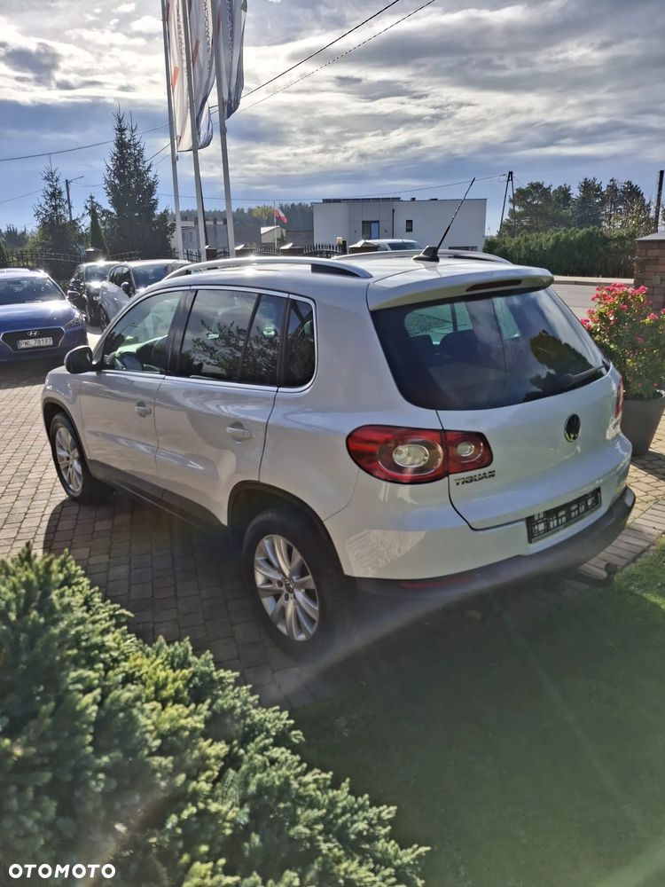 Volkswagen Tiguan - 4
