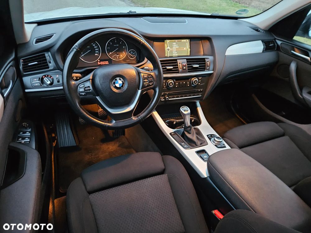 BMW X3 xDrive20d - 12