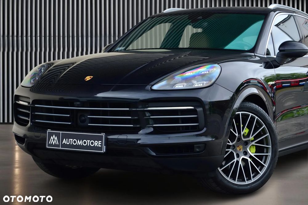 Porsche Cayenne E-Hybrid - 2