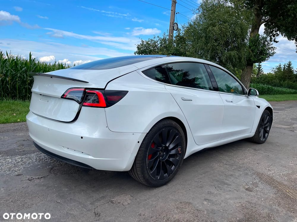Tesla Model 3 Langstreckenbatterie Allradantrieb Dual Motor - 4